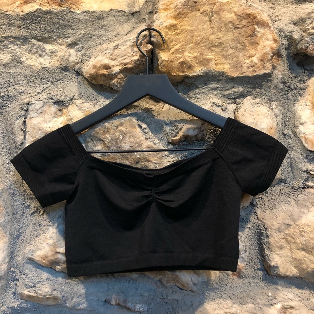Free People crop top *NEW*!!